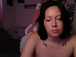 Amateur Adult Webcam of HotMommyMia