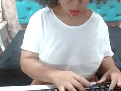 Amateur Live Sex Cam of kenialove
