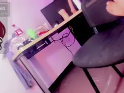 Amateur Live Porn of emeli_roushot