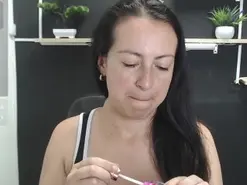 Amateur Live Sex Cam of Lauryn_Jones