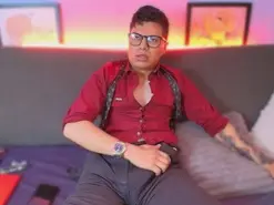Amateur Sex Chat of AquilesTaylor