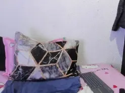 Amateur Live Porn of Naniis_wish