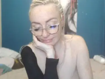 Bongacams Watch Live Sex Cams of NADINNNE