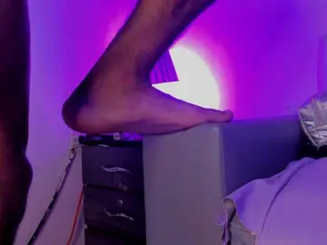 Bongacams Free Porn Cam of Bemylover11