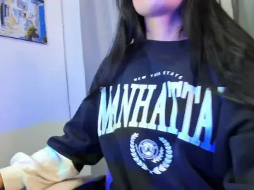 Bongacams Sex Cam of allisonlove69