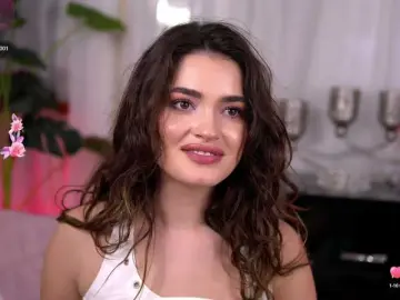 Bongacams Best Webcam of SweetAuraaa