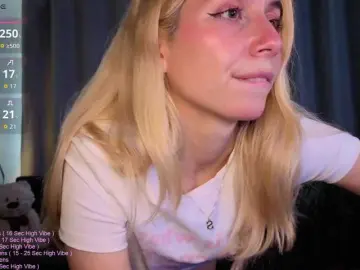 Bongacams Live Sex Cam of LittleSammy