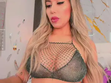 Bongacams Sex Cam of EmilyLeah
