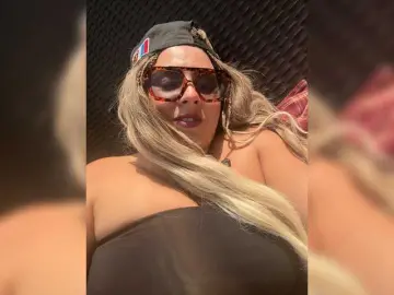 Bongacams Sex Cam of ProseccoMood