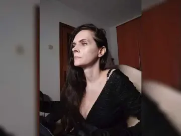 Bongacams Best live sex cam show of SexQueen11
