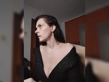 Bongacams Live Sex of SexQueen11