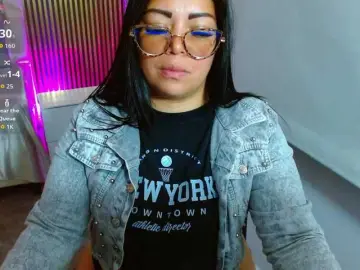 Bongacams Watch Live Sex Cams of martina-tay