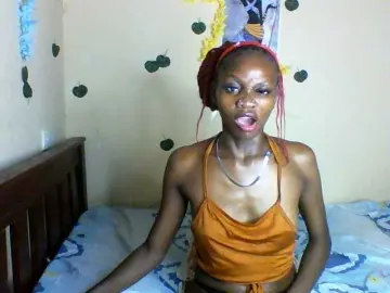 Bongacams Adult Video Chat of Luna-Noir