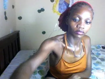 Bongacams Sex Cam of Luna-Noir