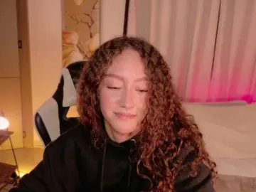 Bongacams Watch Live Sex Cams of ChloeMoreti