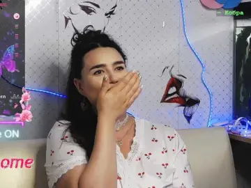 Bongacams Watch Live Sex Cams of WickedButShy