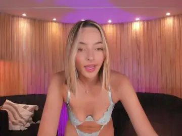 Bongacams Free Porn Cam of MelissaMoore