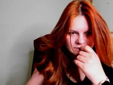 Bongacams Nude Webcam of GingerKiss