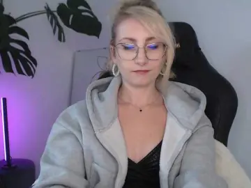Bongacams Nude Webcam of CinderellaMoon