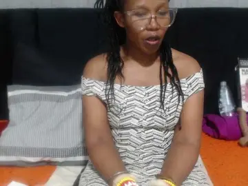 Bongacams Free Live Porn of Sheila80