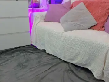 Bongacams Live Sex of Reina-Cummings