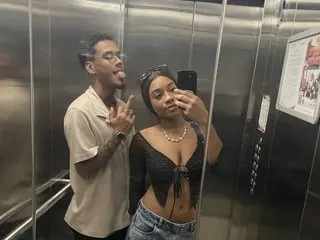 Skin2Skin