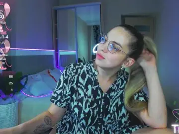 Bongacams Live Porn of AlexandraCandy