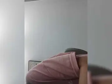 Bongacams Watch Live Sex Cams of Selinababy99