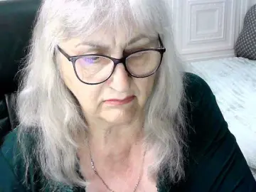 Bongacams Free Live Porn of LolkaAlyss