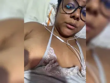 Bongacams Private Sex Chat of chelseea-bluey