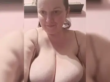 Bongacams Private Sex Chat of LadyAlma