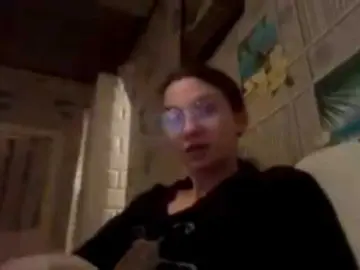 Bongacams Sex Cam of CatrinaDinehart