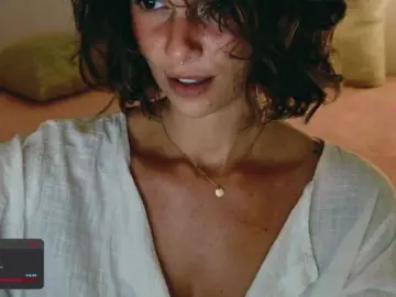 Bongacams Adult Webcam of SweetLilLulu