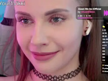 Bongacams Sex Chat of -VikkiL0vesCheese-