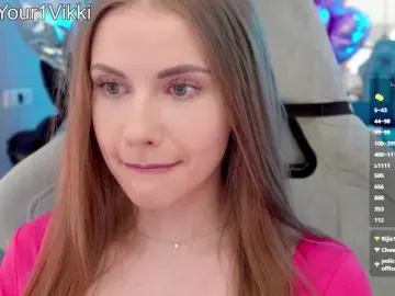 Bongacams Live Sex of -VikkiL0vesCheese-