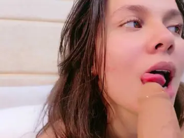 Bongacams Live Sex of RubyScarlett