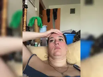 Bongacams Live Sex Cam of SaliiOnli