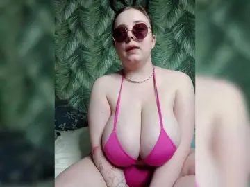 Bongacams Free Live Porn of Caramel-pussy