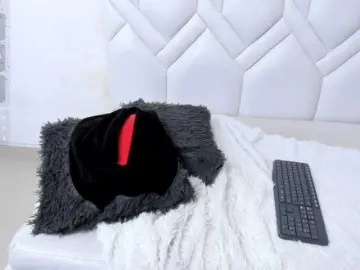 Bongacams Live Porn of mylittlewhore18