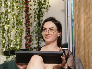 Bongacams Free Live Porn of NaughtYHomemadE