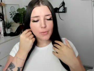Bongacams Live Porn of Miabrunette22