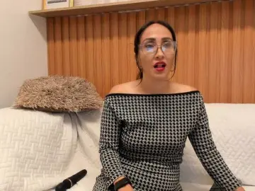 Bongacams Best live sex cam show of riley-reid-milf
