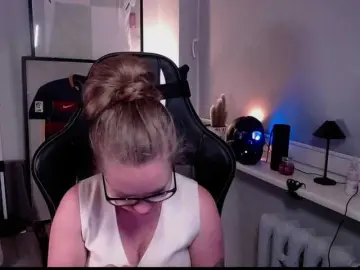Bongacams Nude Webcam of hollyBB