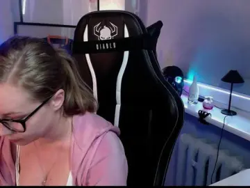 Bongacams Live Sex of hollyBB