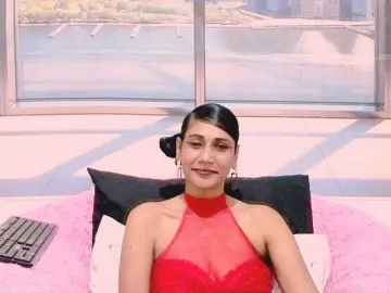 Bongacams Free Porn Cam of ErroticStarr
