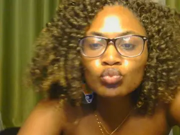 Bongacams Free Porn Cam of SassyAngels