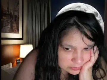 Bongacams Watch Live Sex Cams of DUMBHOEMELANIE