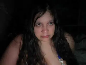 Bongacams Live Sex Cam of DUMBHOEMELANIE