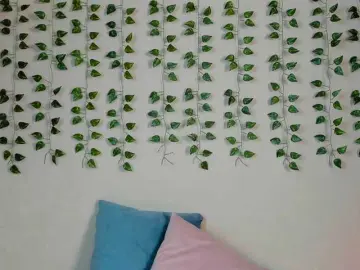 Bongacams Live Sex Cam of EllieRough