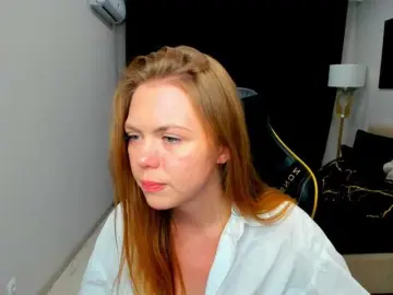 Bongacams Free Porn Cam of Strawberrye
